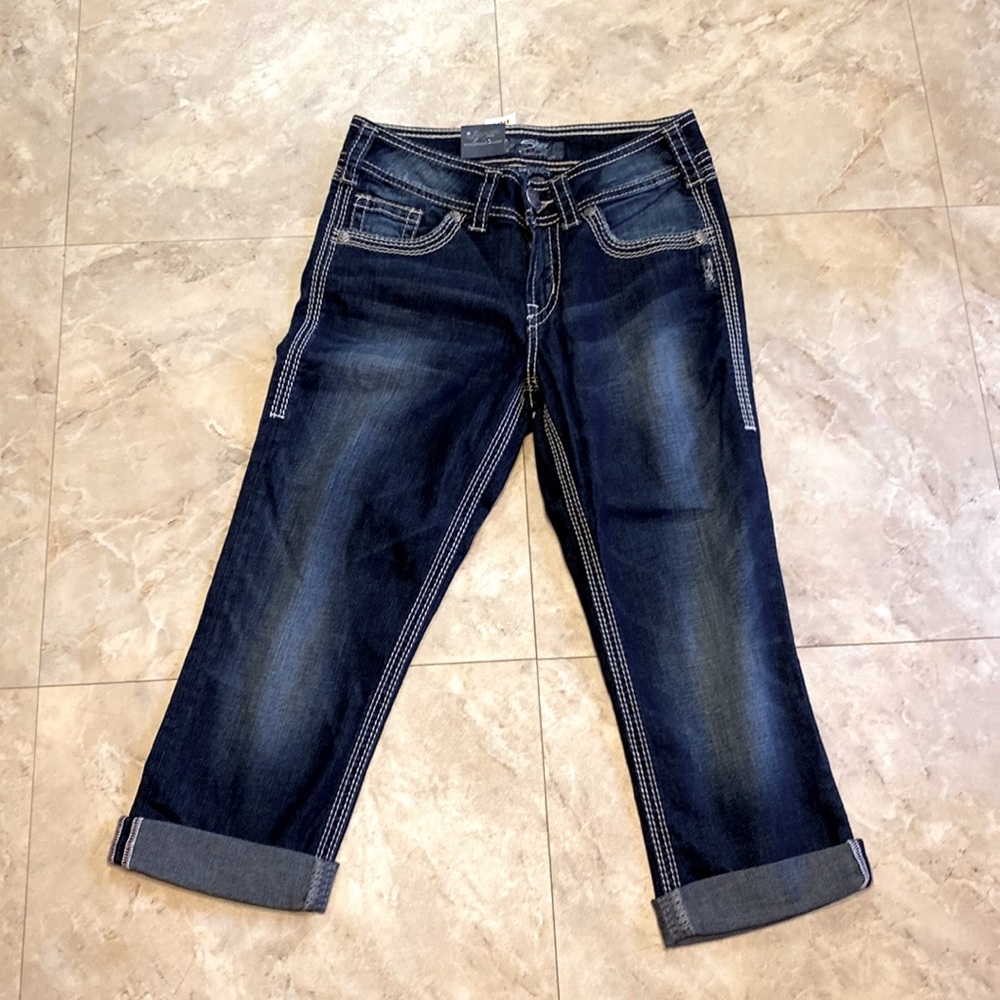 Silver Suki Surplus Capri